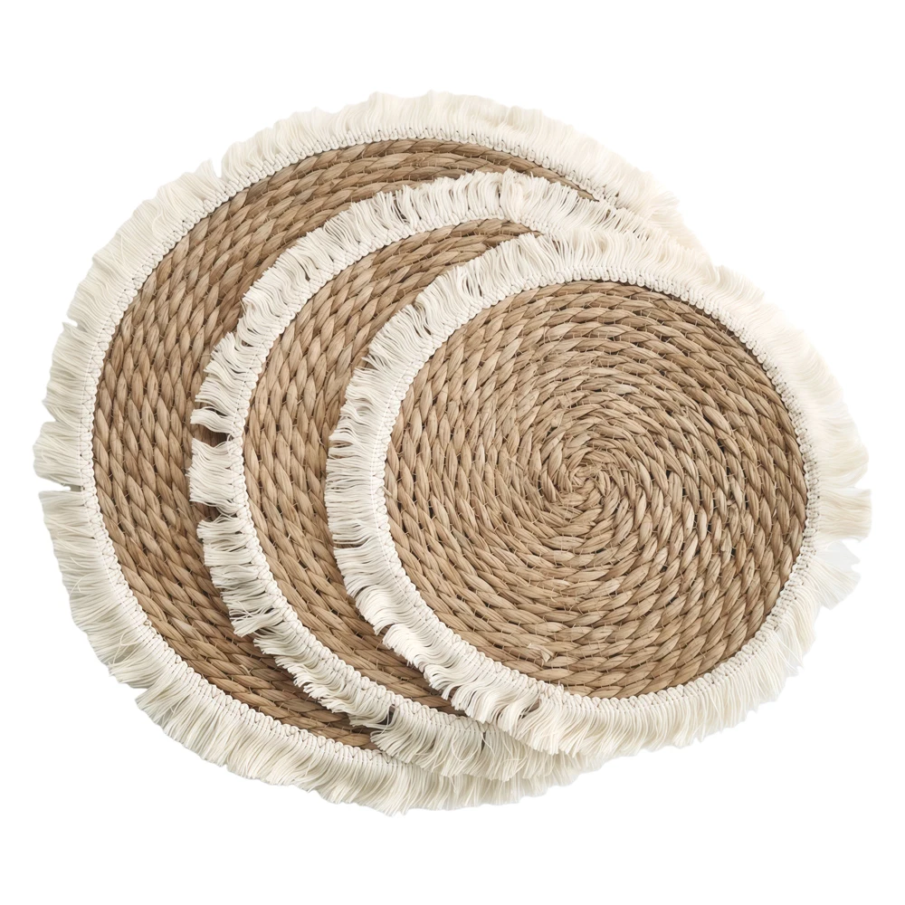 4Pcs Boho Tassels Woven Placemats Handmade Straw Woven Table Mats Heat Resistant Coasters for Dining Table Kitchen Decor