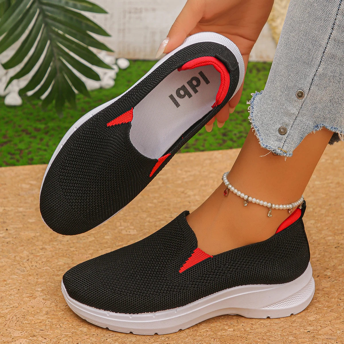 Women Sneakers Hot Sale of The Season New Women Shoes Casual Slip-On Flat Bottom Breathable Shoes Summer Large Size Sneakers