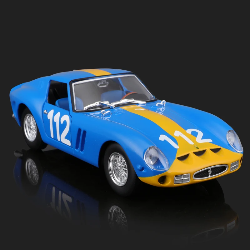 Bburago FERRARI 250 GTO Cars Model 1:24 Alloy Diecast Car Model Collection Toy Gifts For Adults Children