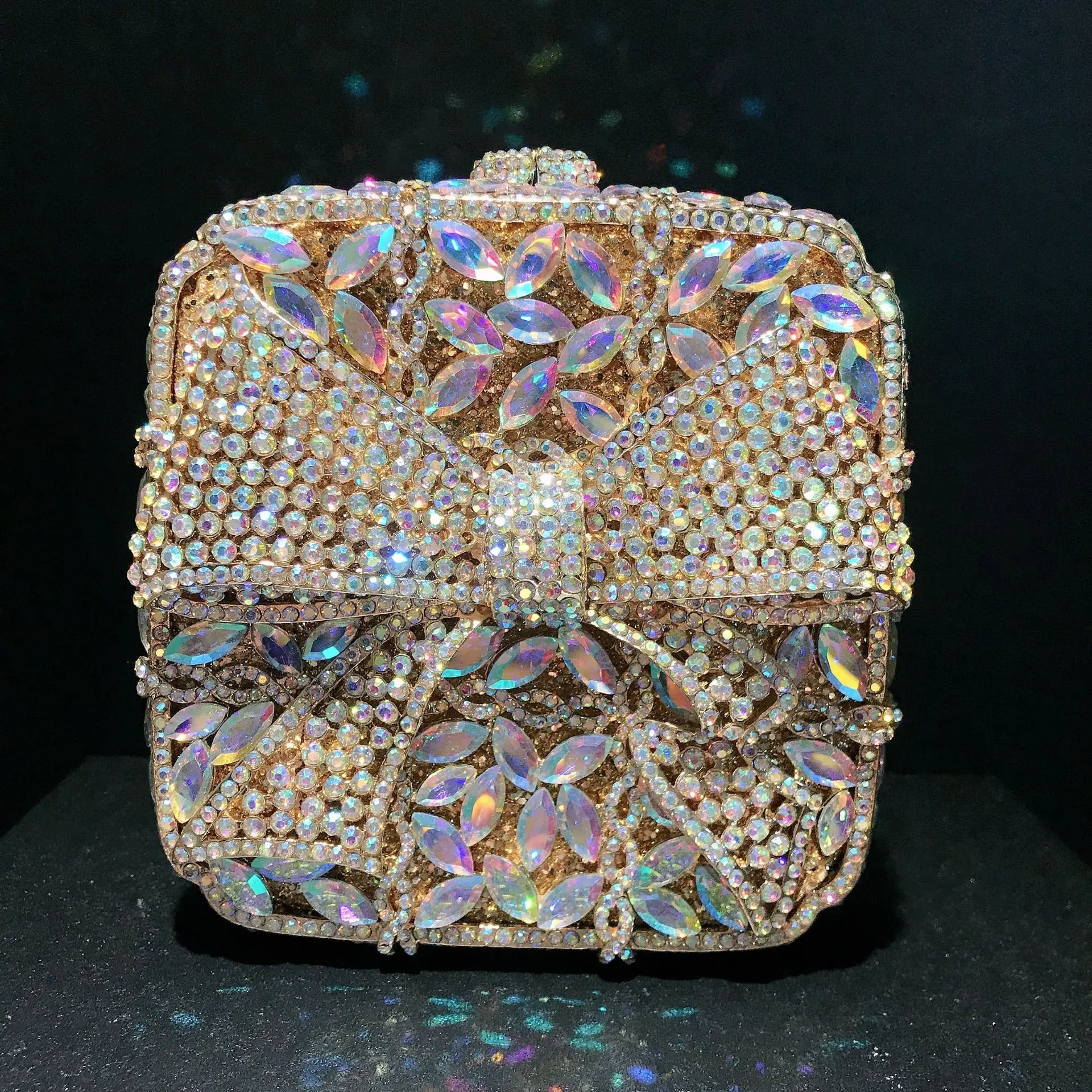 New Diamond Clutch The Latest Style Is On Sale Women Rhinestone Evening Bags Luxury Designer Handbags for Female Shiny Party Bag