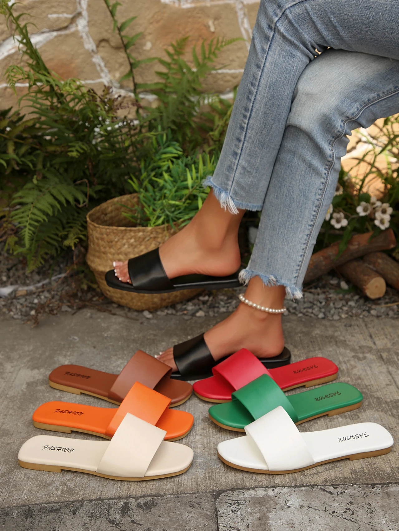Neue Langlebige Sonnenblumen-Mode für Frauen Sommer Outdoor Studenten Koreanischer Stil Künstliche PU-Obermaterial Strand-Sandalen – Detail 1