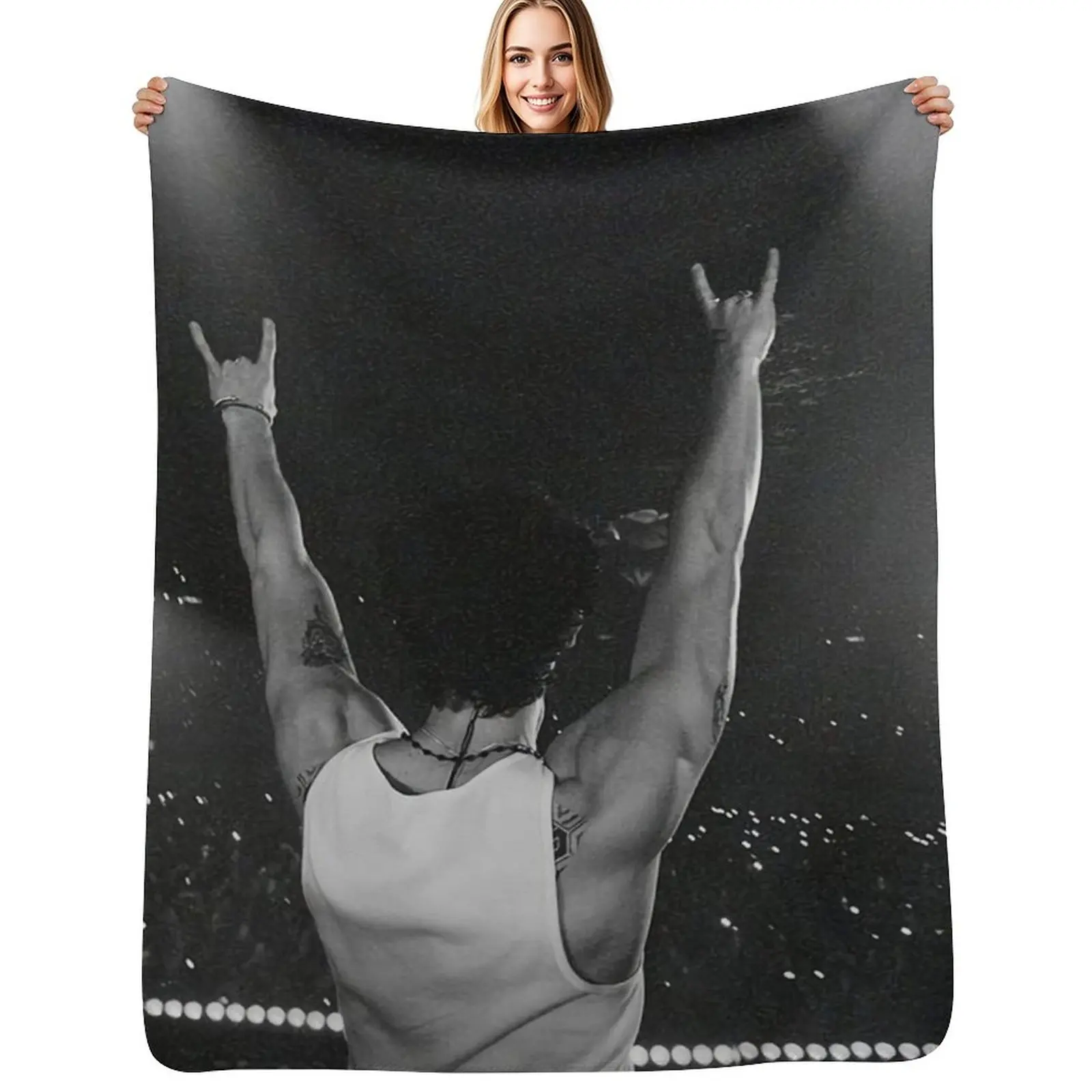 

Greeting Mendes On Stage Throw Blanket Soft Plush Blanket as Housewarming Gift
