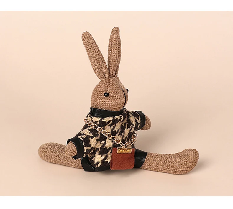 FOXER Creative Lady Rabbit Keychain Cute Metal Bag Pendant as Gift