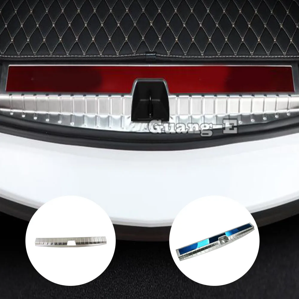 

Car Styling Body Inner Internal Rear Bumper Trim Plate Frame Trunk Pedal For Chevrolet Equinox Third GE 2017 2018 2019 2020 2021