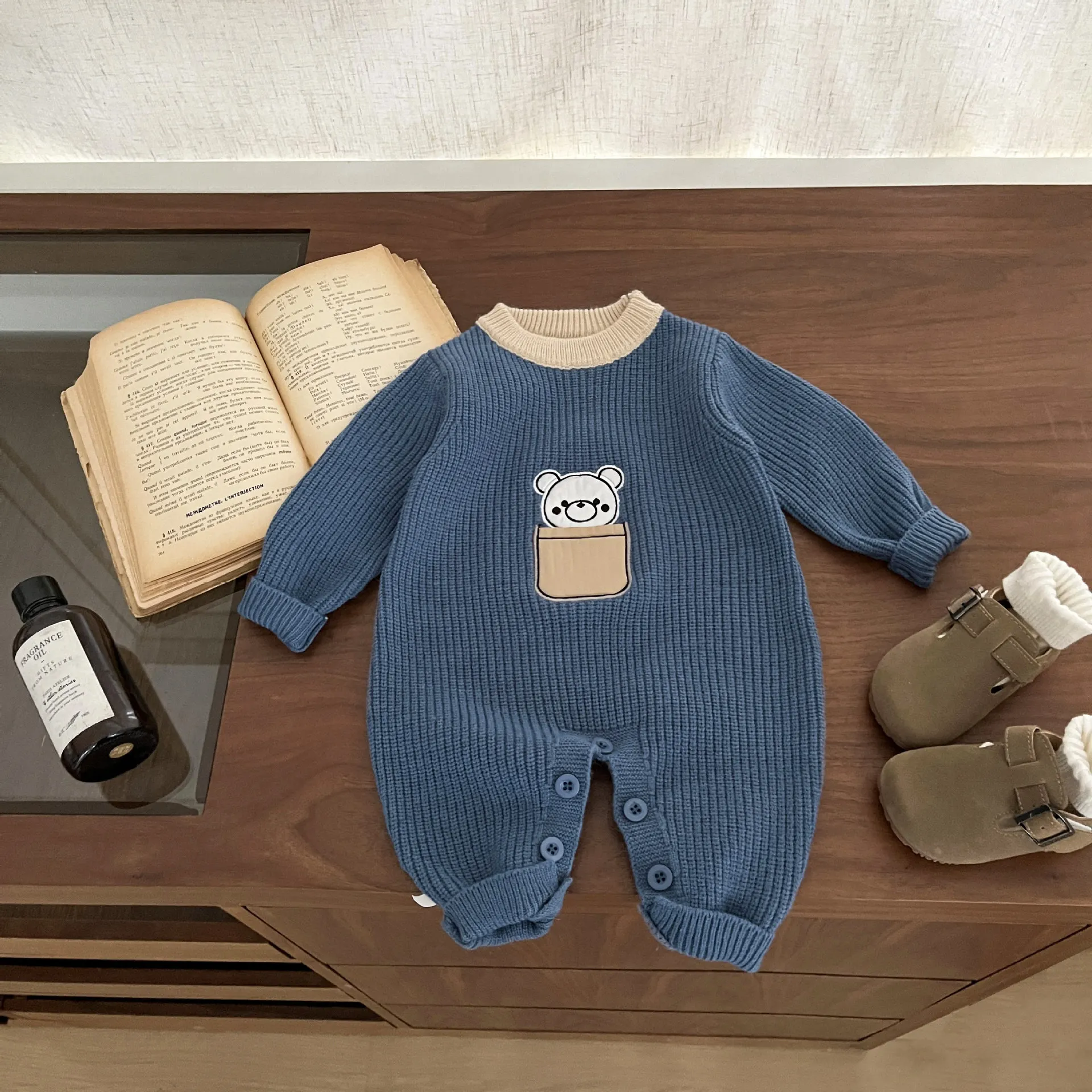 

UNITIM Kids Baby Girls Rompers Bear Knited Toddler Girls Bodsyuits Bear Embroidery Newborn Girls Jumpsuits Infant Overalls