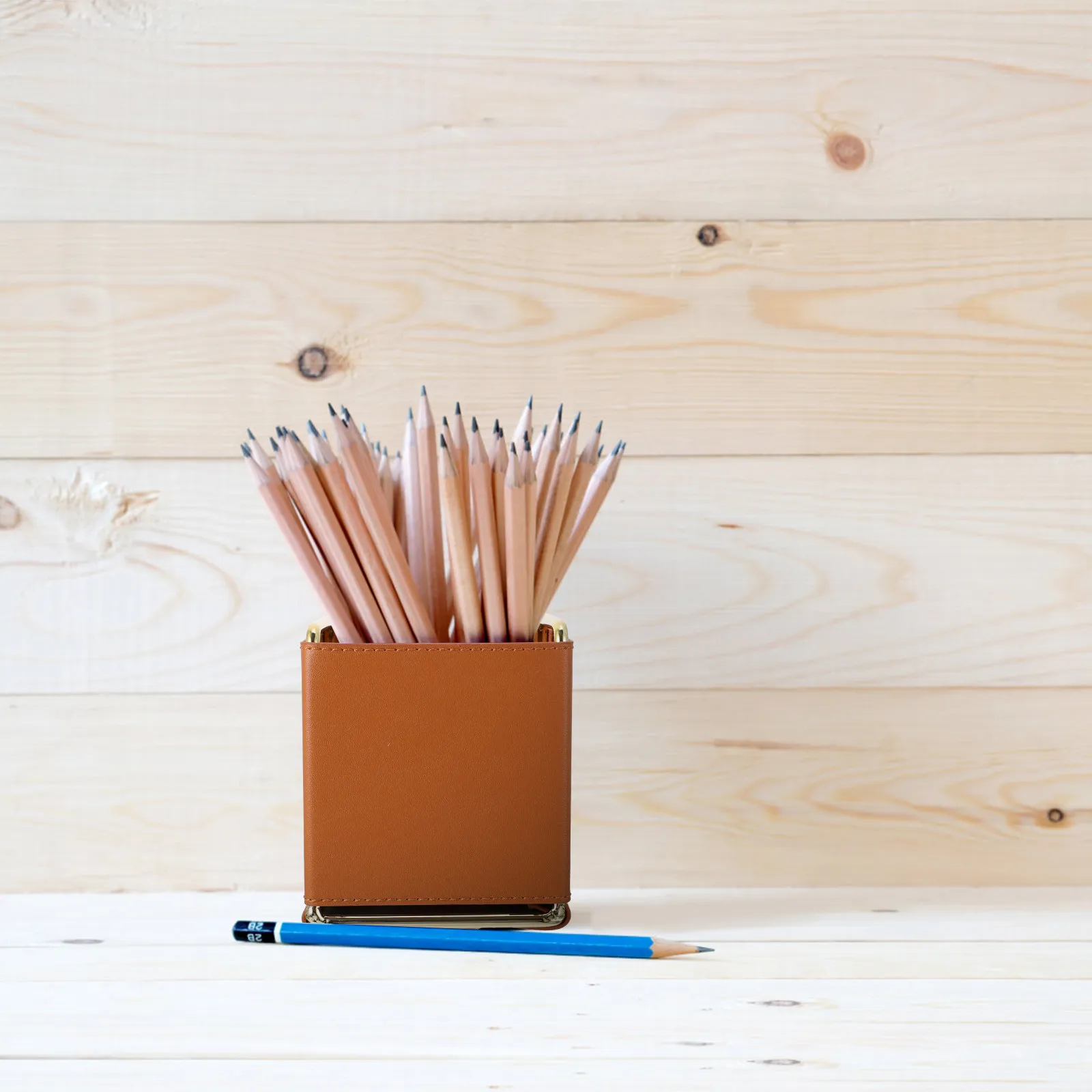 

1 шт. Премиум-органайзер для стола, коробка для хранения с большой вместимостью для канцелярских принадлежностей, ручек, косметики, украшений