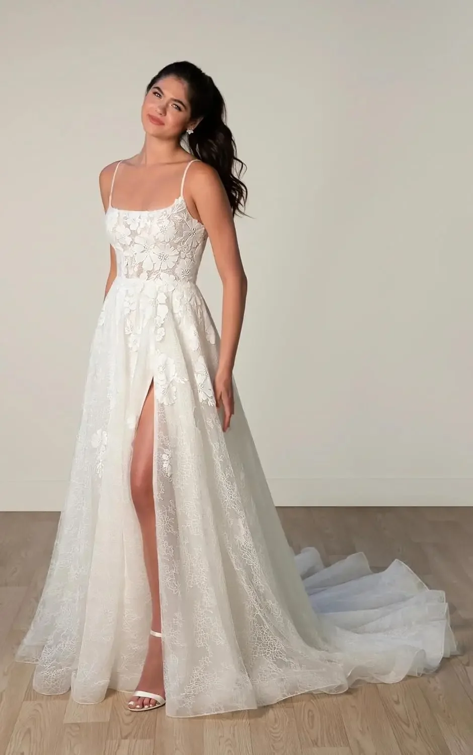 فساتين زفاف مصنوعة حسب الطلب للعروس فستان زفاف طويل مزين بالدانتيل من التول فستان زفاف شاطئ بوهو فستان أبيض