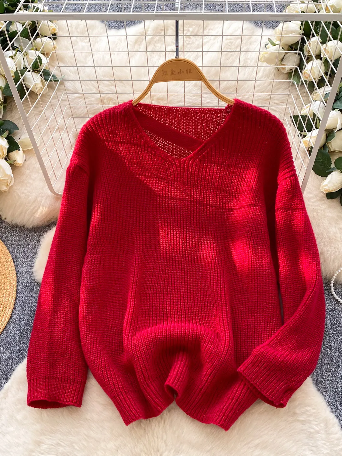 

2026 New Autumn Winter Women Simple V-neck Long Sleeve Knitted Pullover Soft Loose Casual Solid Color Sweater Tops