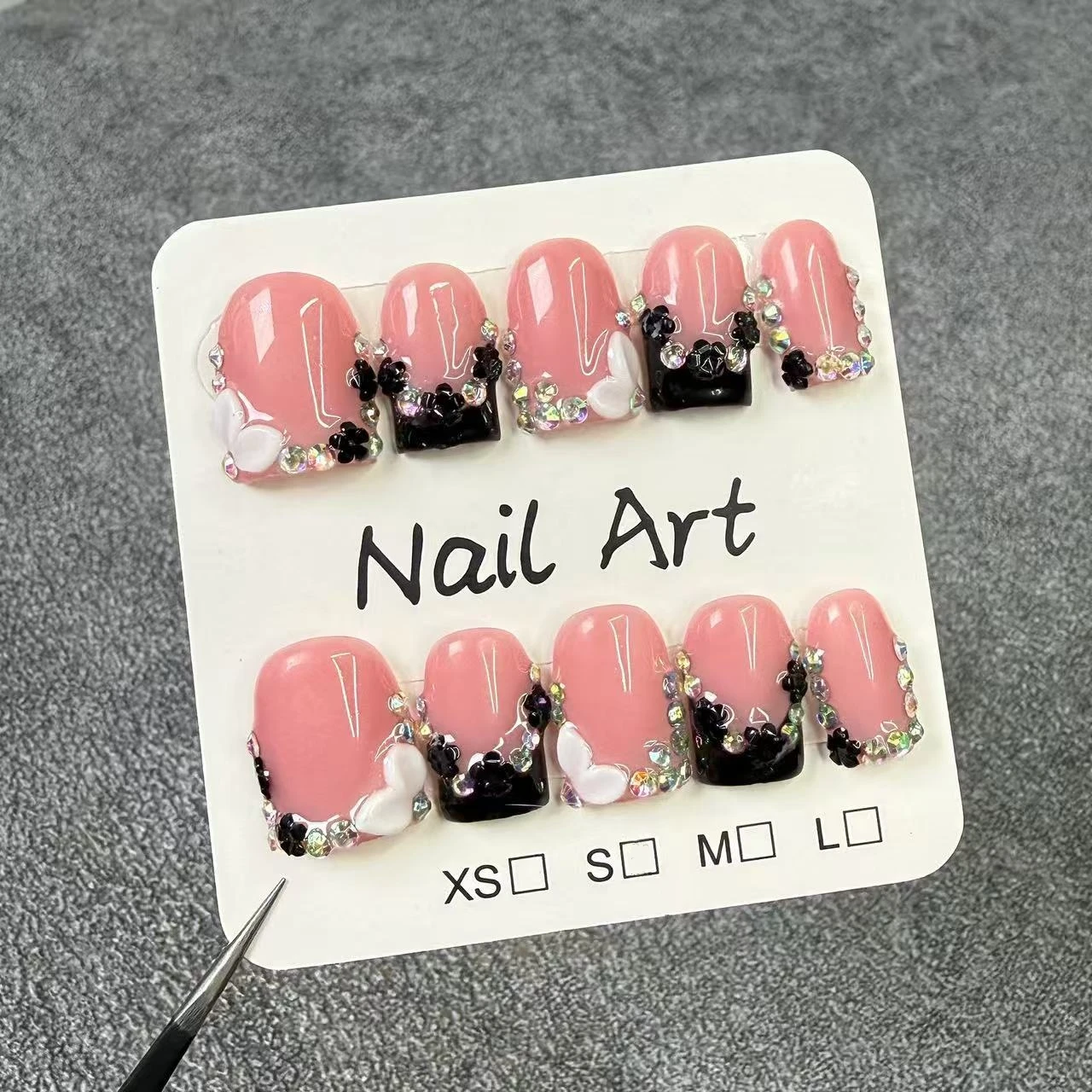 10pcs High-end Sweet and cool girl style, hand-painted three-dimensional patterns, dazzling chain and diamond handmade fake nail