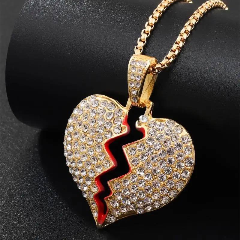 European and American Popular Hip-Hop Necklace Creative Design Broken Heart Pattern Pendant Necklace Rock Party Accessories