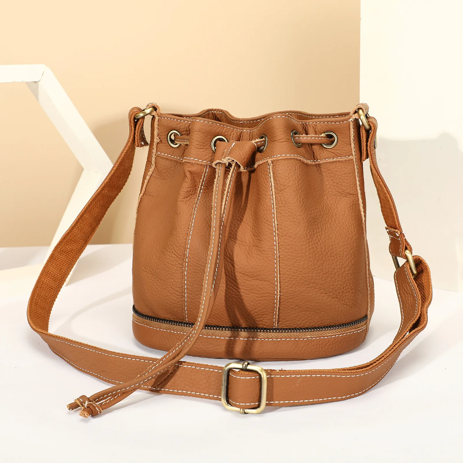 Vintage Genuine Leather Bucket Bag Drawstring Crossbody Shoulder Tote Artistic Design Spacious for Women Work Commute