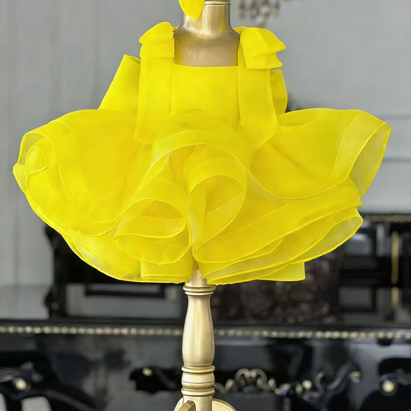 

Customized Flower Girl Dress For Wedding Floor Length Half Sleeve High Waist Elegant Kids Birthday Party First Communion Gown