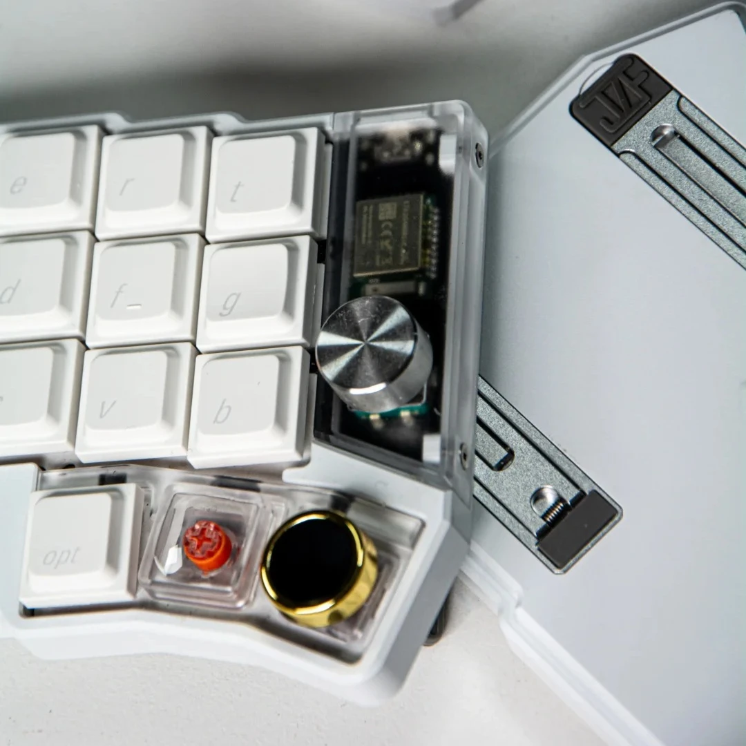 Cornix Split Keyboard Wireless - огляд і ціна Gaming Keyboard Ergonomics