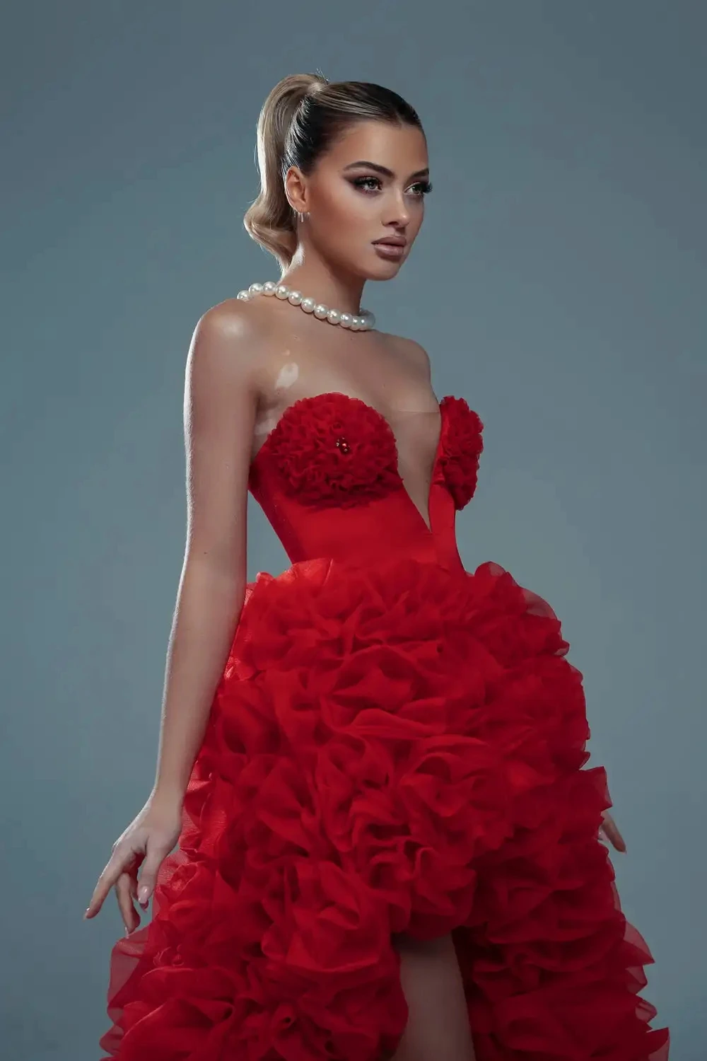 3D kwiaty zroszony kobiety sukienka czerwone Sweetheart suknie na bal maturalny Sweetheart Off The Shoulder potargane kwiatowe sukienki na bal maturalny niestandardowe