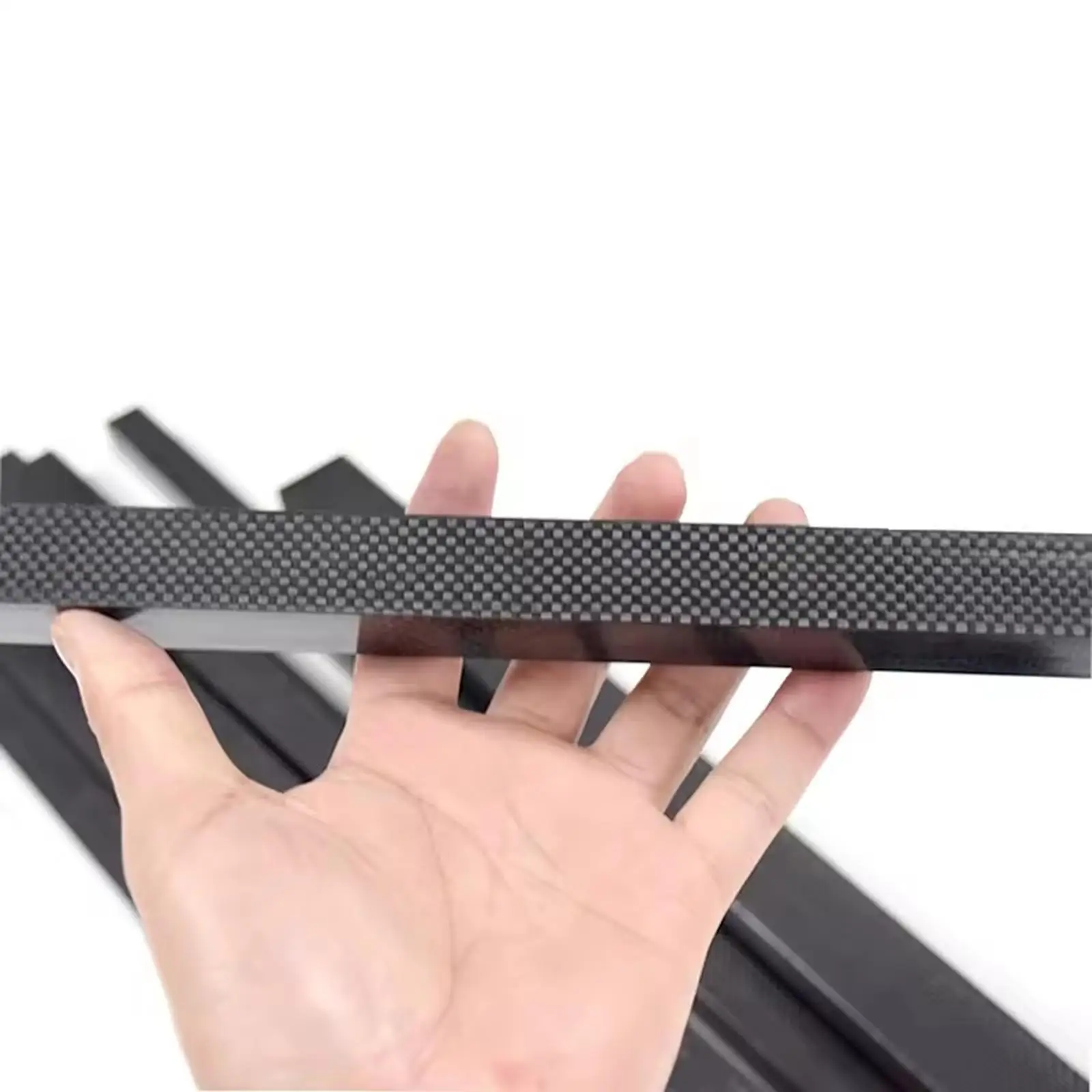 Lightweight Carbon Fiber Square Tube Durable Cuttable Matte Coating Pipe for Sports Gear Machinery Agricultural Fishing Use