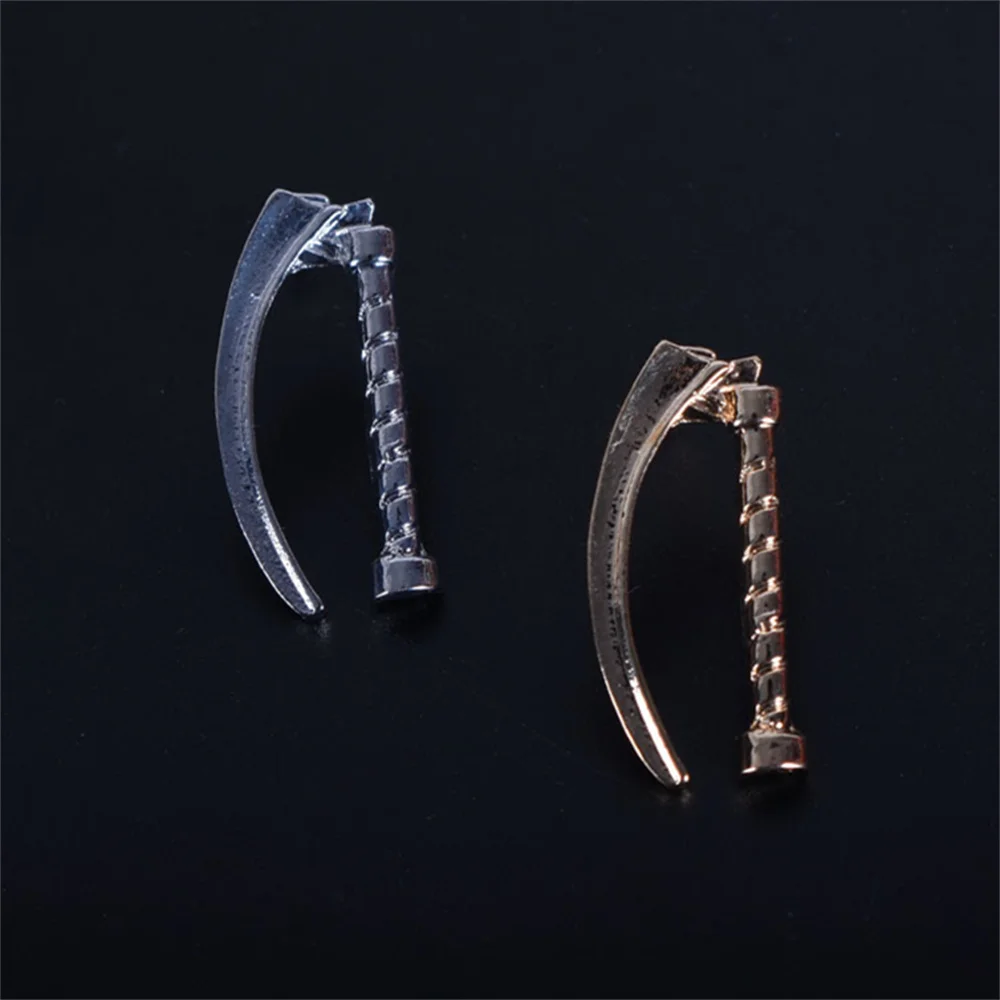 Medical Laryngoscope Brooch Exquisite Trendy Gold Color Medicine Jewelry Coat Backpack Lapel Badge Collection for Doctor Nurse