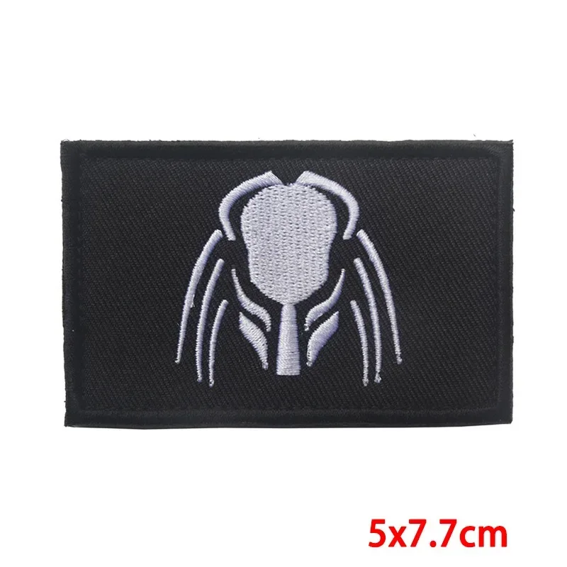 Embroidered Patch Iron On Patches for Clothing Pocket Target Clothes Stickers Fabric Sewing Thermal Adhesive Applique Fusible