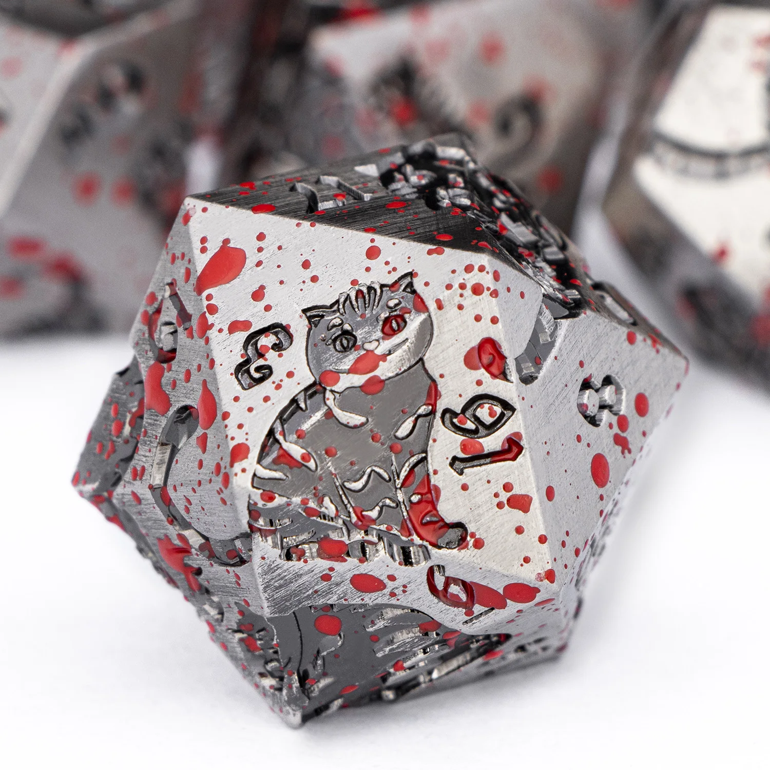 الدم يقطر القط DND المعادن الزنزانة Dnd التنين المتداول D و D مجموعة النرد D20 D + D متعدد السطوح باثفندر لعب الأدوار ألعاب النرد