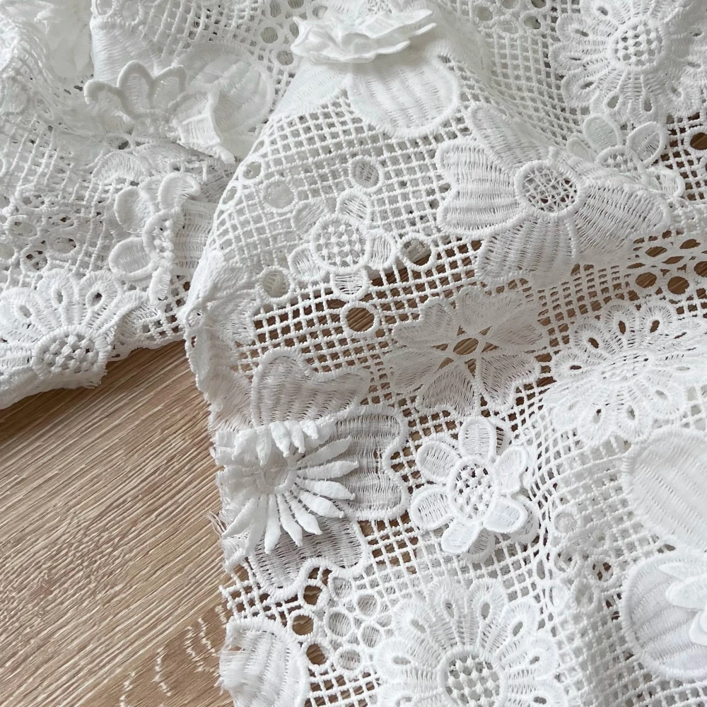 قماش دانتيل مطرز ثلاثي الأبعاد أنيق لفساتين الزفاف وقماش مصمم لتزيين المنزل بواسطة الفناء