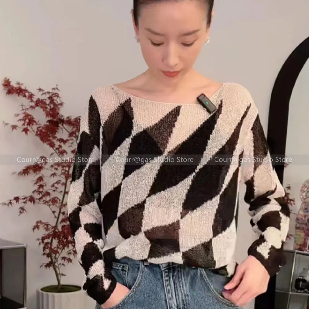 

Niche design loose casual lazy temperament style black and white diamond jacquard curve plaid knit sweater