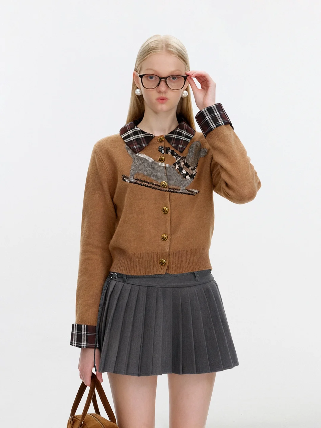 

AHMI Khaki Plaid Collar Splicing Cartoon Embroidery Sweater Autumn Winter Girl School Sle Fake Two-Piece Knitted Open Cardigan