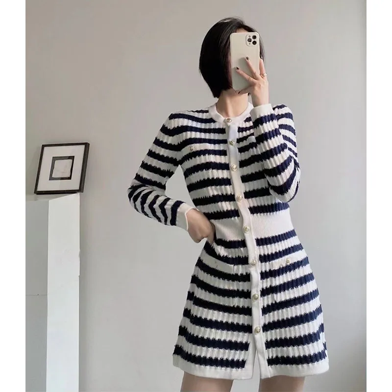 

Autumn Winter New Fashion Striped Single Breasted Knitted Dress Women Clothing Vintage Simple Loose Elegant Dresses