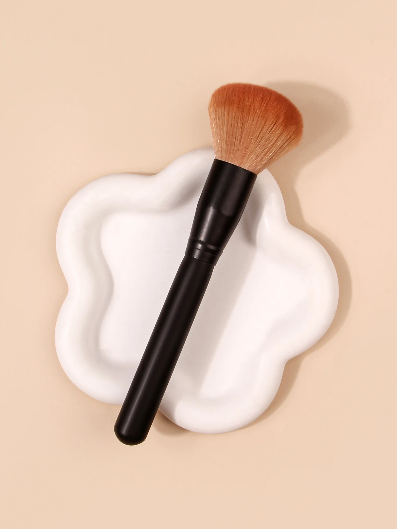 Blush Makeup Brush,Premium Cosmetic Brush for Blush, Bronzer, Contour & Setting Powder, Flawless Blending,Daily Face Makeup Look