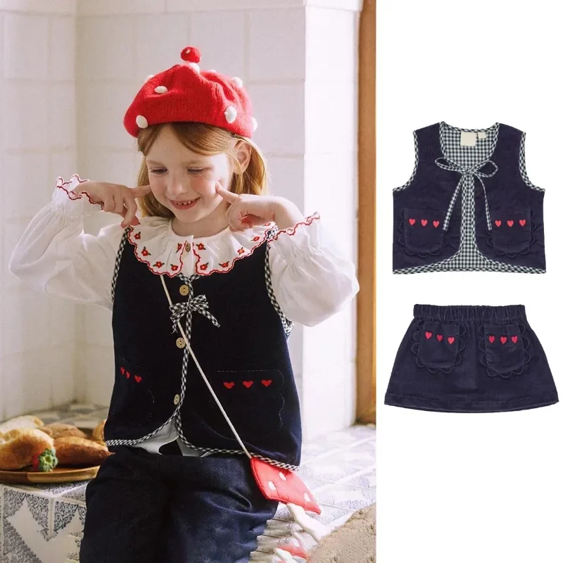 

Children's Vest 2025 FL Autumn/Winter Collection Girls' Versatile Corduroy Short Skirt Set Heart-shaped Embroidered Suit