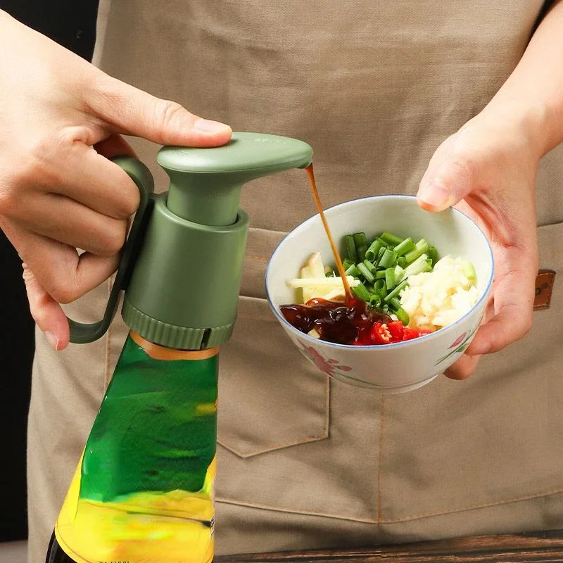 Universal Oyster Sauce Bottle Squeezer Household Oyster Sauce Squeezer Oil Consumption Bottle Press Mouth