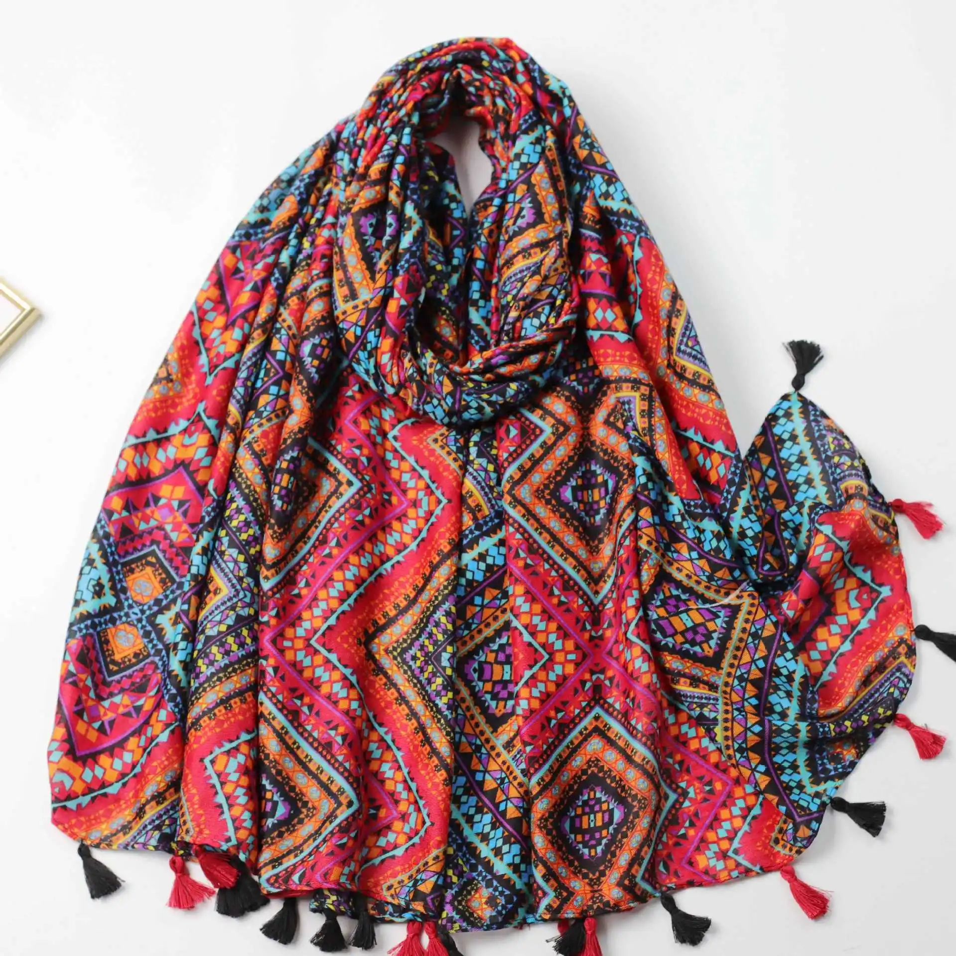 2024 Newest Women Geometry Pattern Printed Pattern Scarf Cotton Voile Scarf Shawls