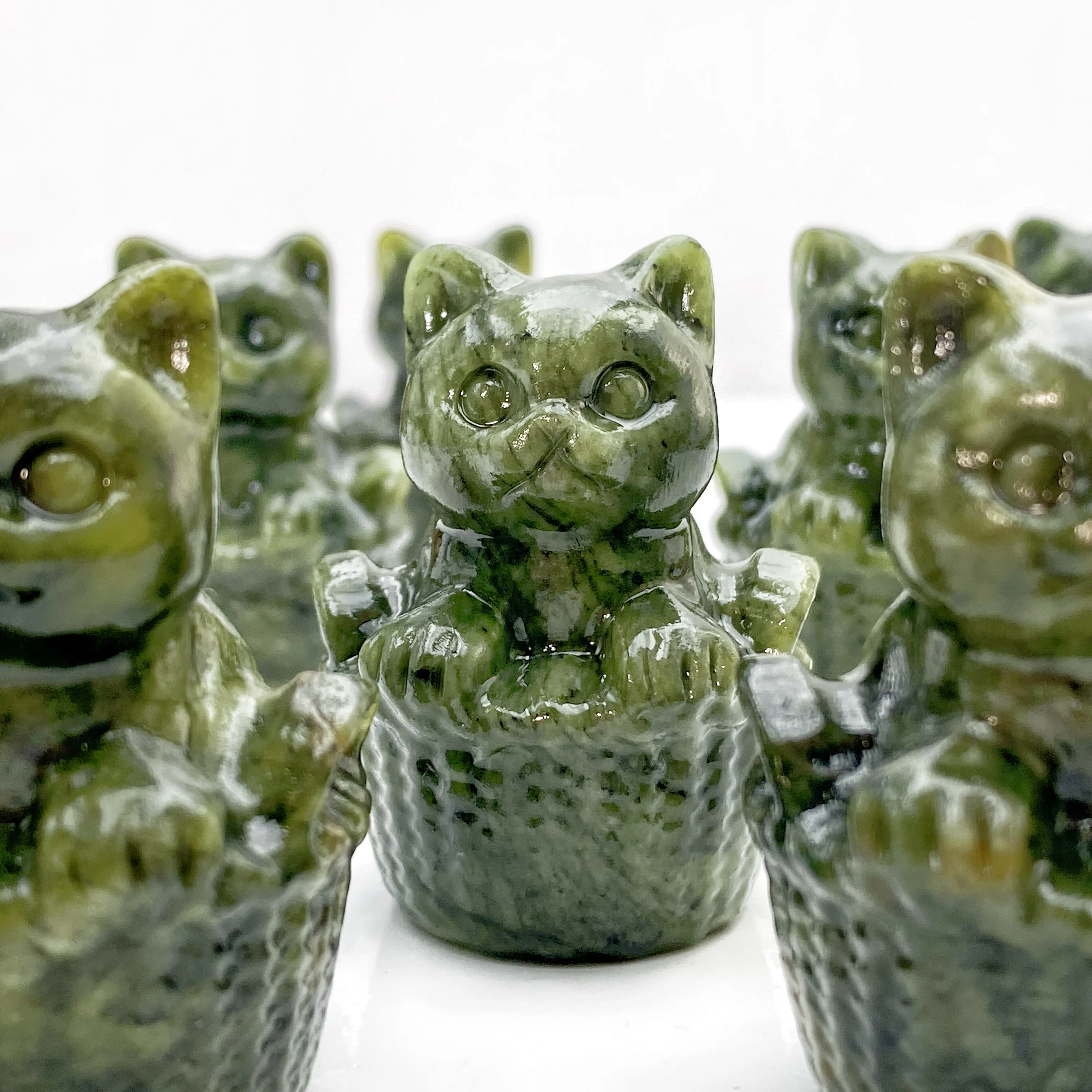 Random 1PC Xiuyan Cradle Cat Carving,Irregular Shape,Stone Collections,Family And Friends Gift,Home Decor,DIY Decor