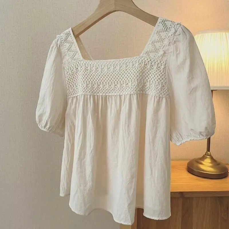 

Korean Style Casual Blouse Fashion Embroidered Hollow Out Lace Square Neck for Women Casual Oversized Long Sleeve Blouse