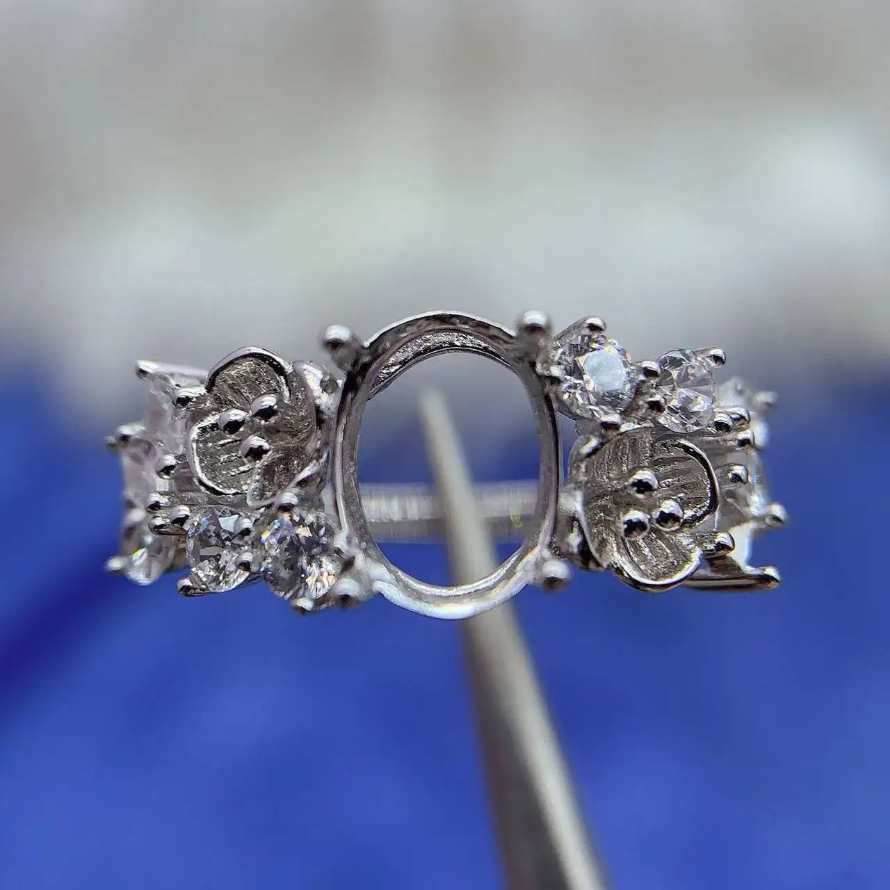 

MeiBaPJ Inlay Elliptical 7*9mmS925 Sterling Silver DIY Empty Ring Exquisite and Luxurious Rose Design Gift Jewelry Free Delivery