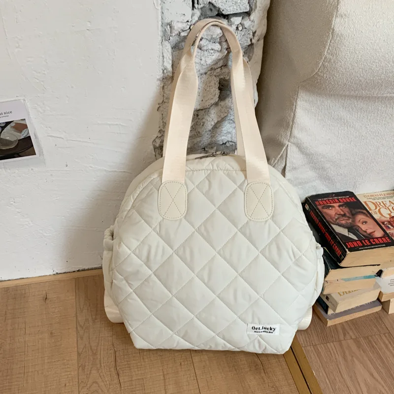 

Winter New Shoulder Bag Large Capacity Lightweight Commuter Laptop Backpack for Students Comfortable and Texture Handle Bags