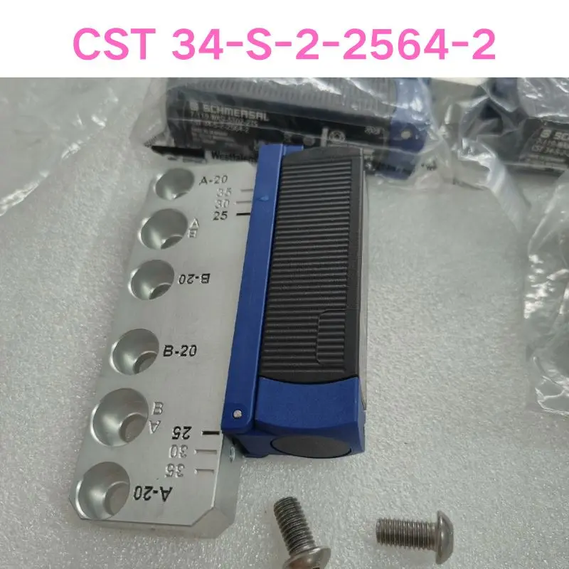 New  CST 34-S-2-2564-2 Sensor  Fast Shipping