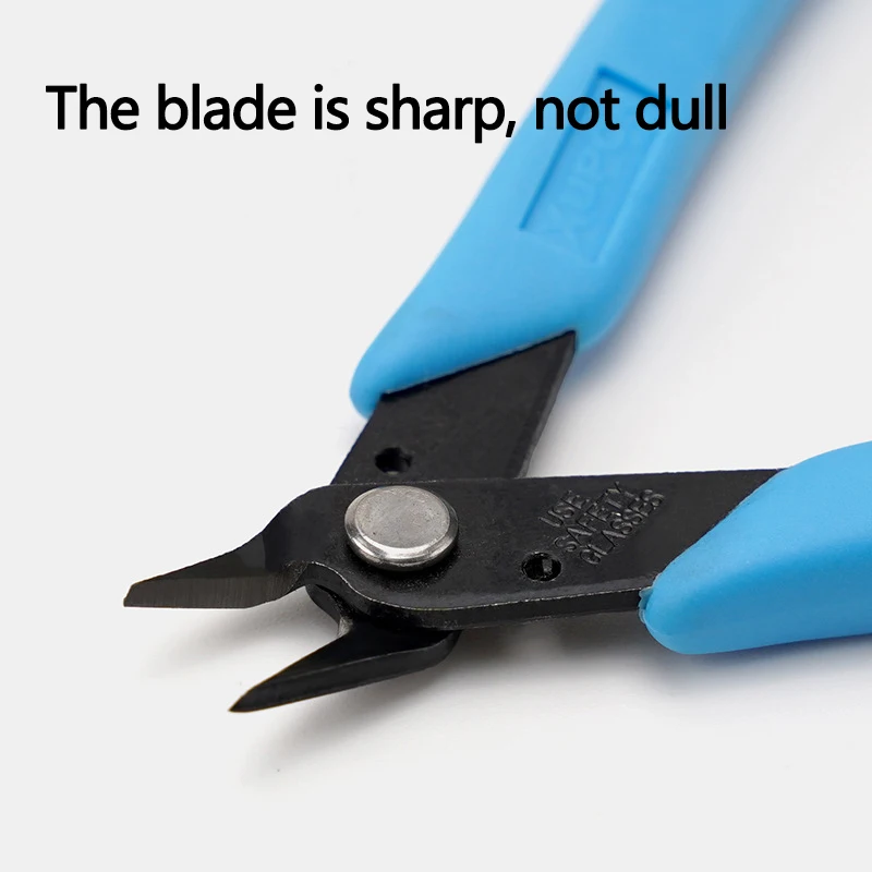 

Mini Precision Nail Pliers, Angled Tip Cutter for Safely Removing Gems & Chains, Nail Art Maintenance Tool