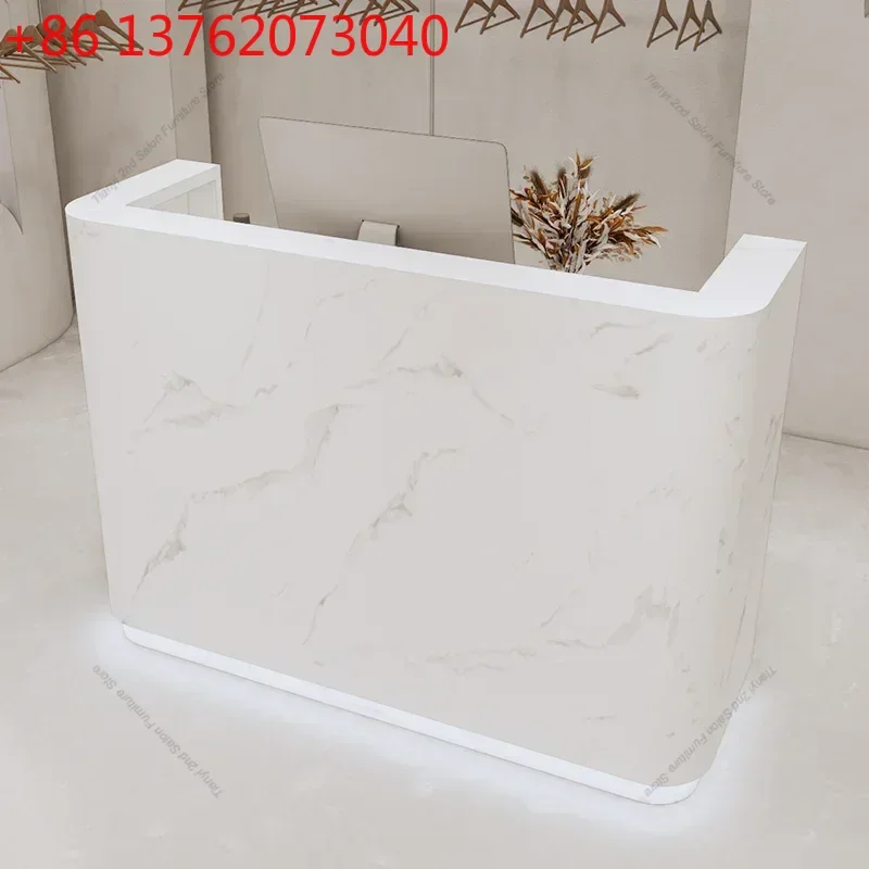 

Стойки ресепшн в итальянском стиле для салонов красоты, элитных маникюрных салонов, мебель для магазинов одежды