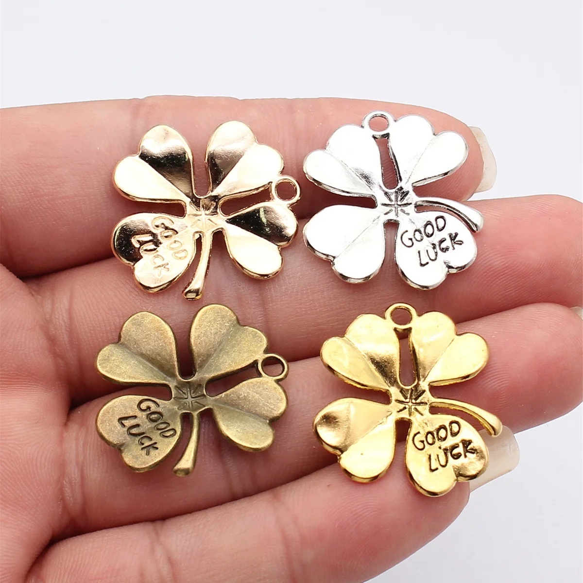 WYSIWYG 5 pièces 28x26mm Breloques trèfle à quatre feuilles couleur or KC pour la fabrication de bijoux DIY
