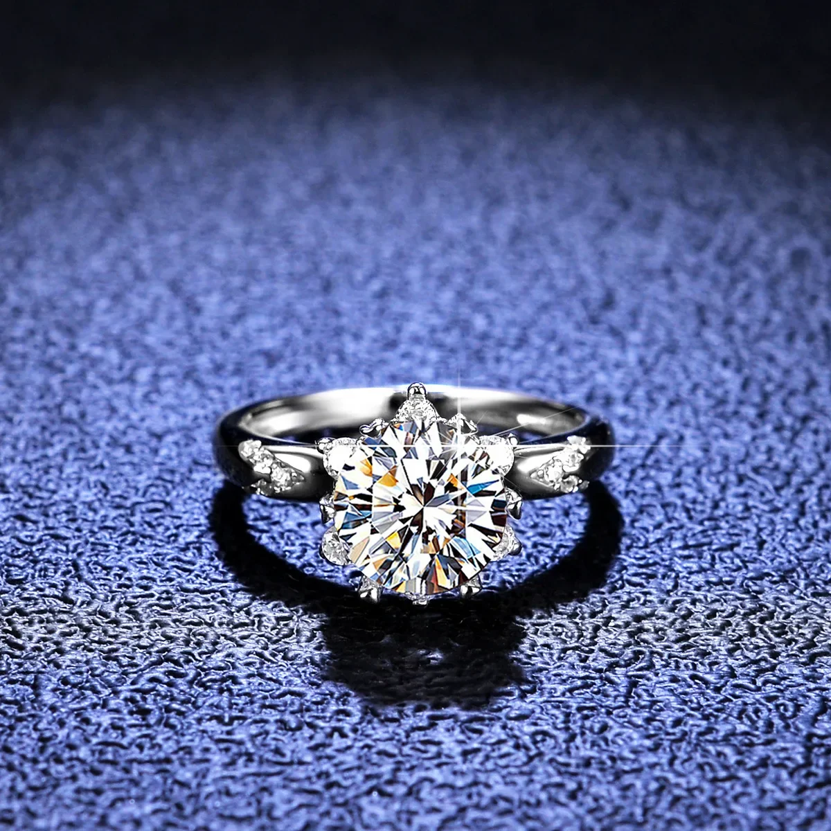KyanGem Platinum PT950 Diamond 1 Carat Women's Ring, Moissanite Classic Straight-arm Snow Six Claw Diamond Tail Ring