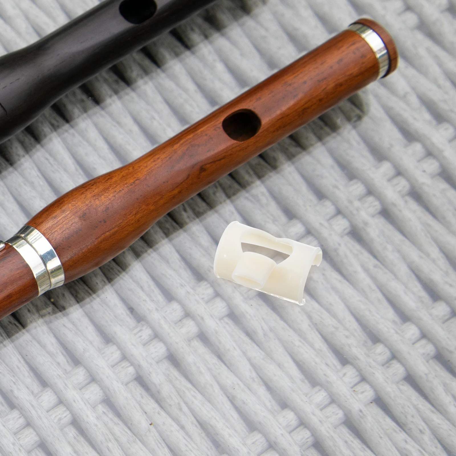 

2 Pcs Flute Mouthpiece Blowing Helper Chinese Nozzle Musical Instrument Clip on Wind Training Device Beige