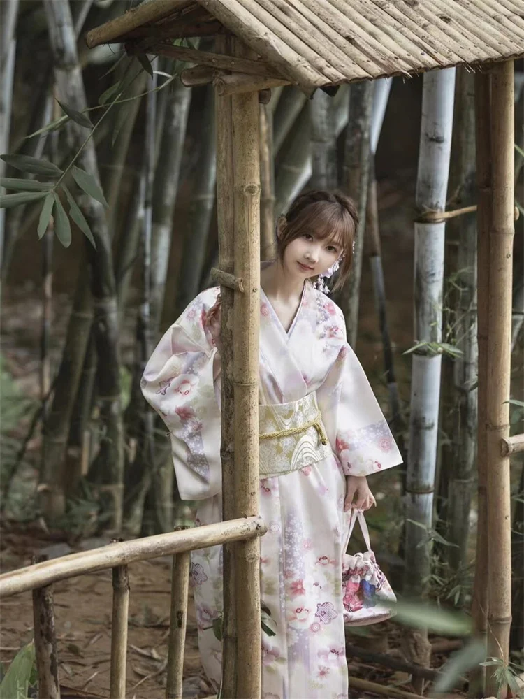 

New Traditional Japanese Kimono Sle Batobe Women's Faion Photoaphy Costume Retro Photo oot Modified Japanese Kimono