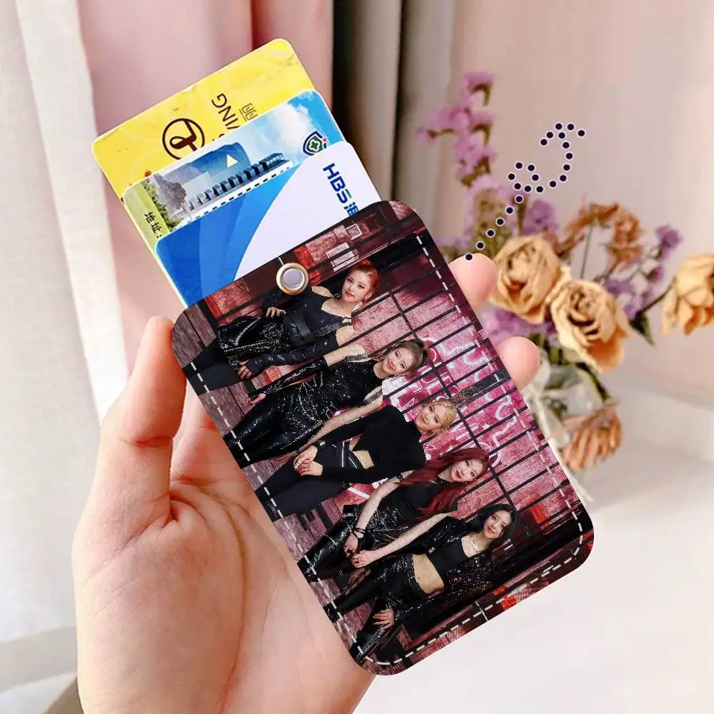 I-ITZY لطيف الكرتون Inteated مصعد بطاقة Acc بطاقة التحكم المفاتيح الغطاء الواقي هدية المفاتيح #3