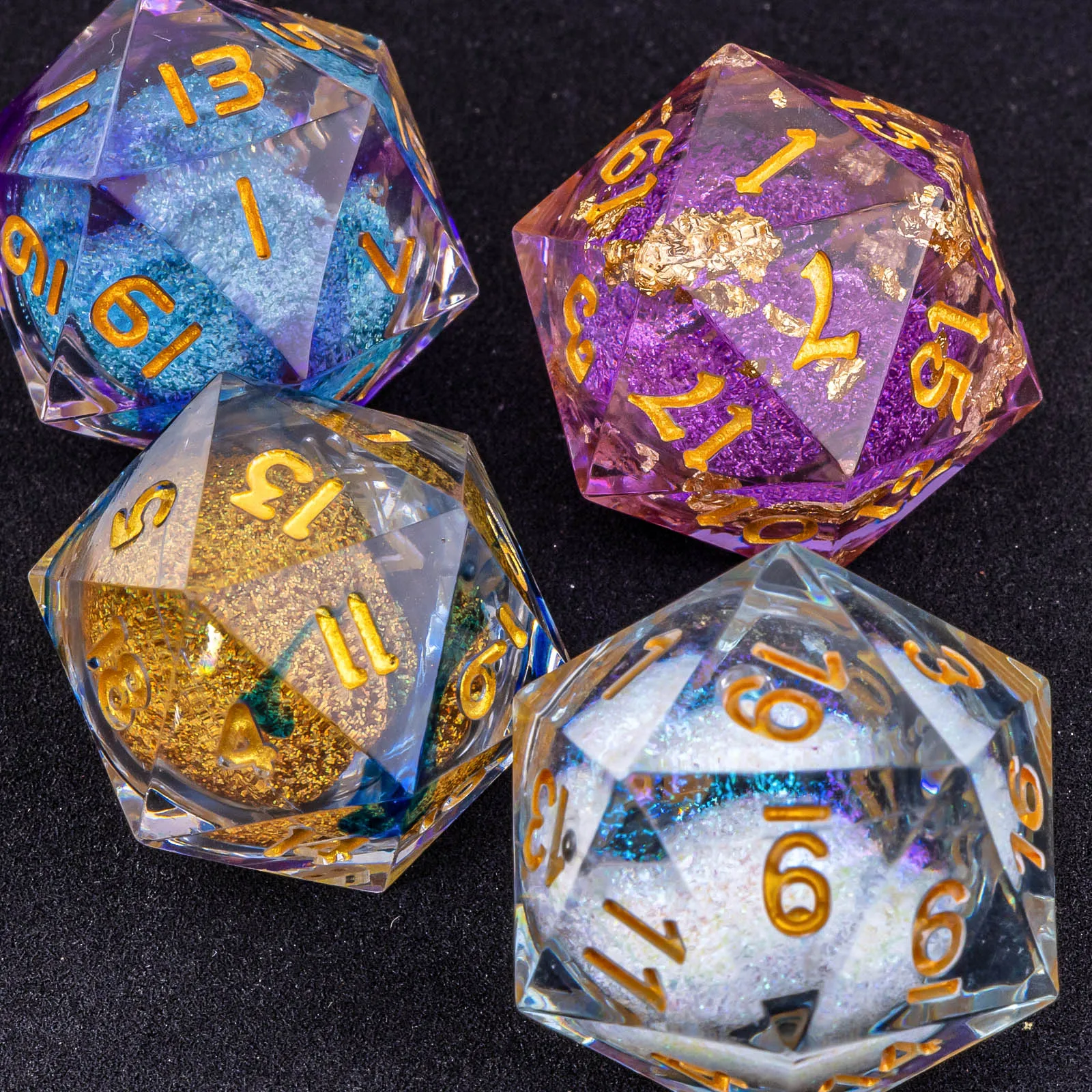 مجموعة نرد متعدد السطوح من Mystery Box DND - نرد D20 & D60 من الراتنج الأساسي السائل - صندوق أعمى فردي للزنزانات والتنينات