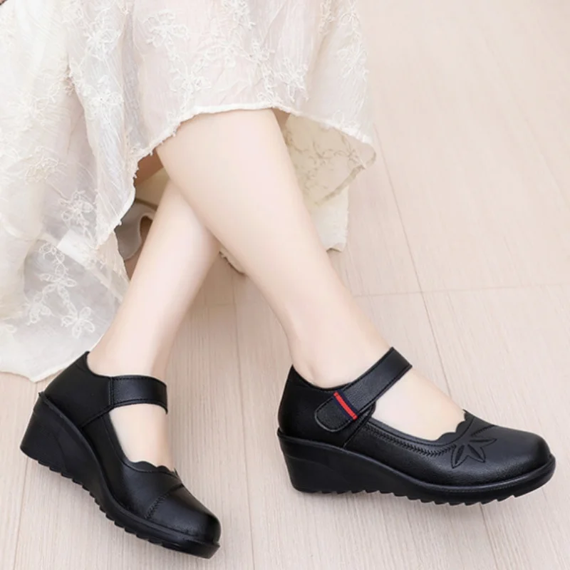 المألوف سميكة سوليد لينة سوليد المضادة للانزلاق أحذية نسائية الربيع والخريف الساخن بيع جولة رئيس المنحدر كعب العمل حذا فردي للسيدات #3