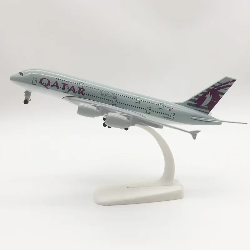 20cm Model Airplane Air QATAR A380 Airbus 380 Airways Airlines Metal Alloy Plane Model Diecast Aircraft & Landing Gears Wheels