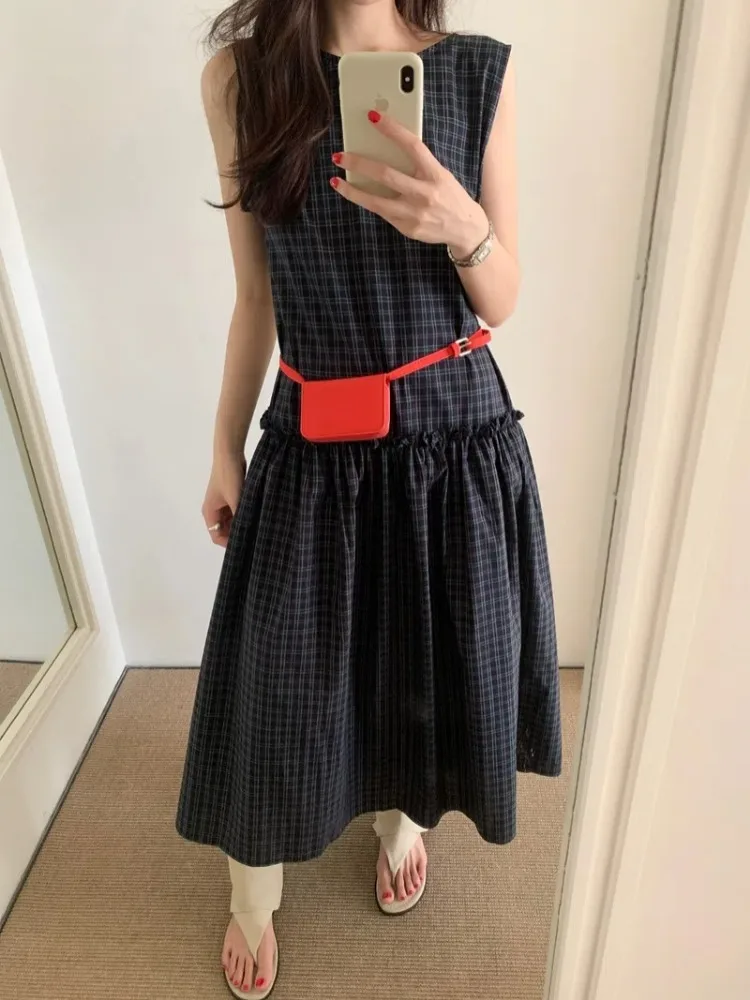 خمر منقوشة بلا أكمام فستان طويل تانك المرأة الصيف فضفاضة منخفضة الخصر الياقة المستديرة البلوز ماكسي فستان الشمس الإناث 2025