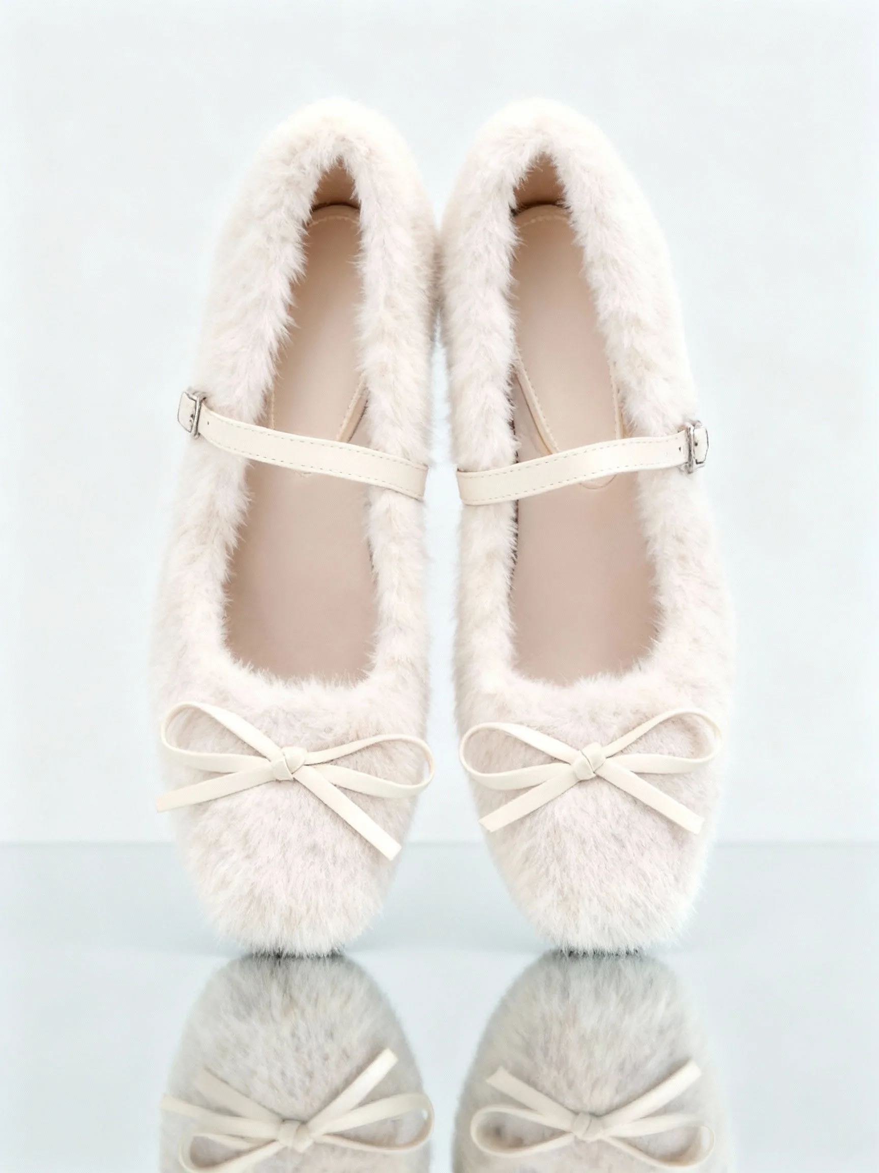 

Bloomsteps 2025 Новые поступления Зимние теплые туфли на высоком каблуке из кроличьего меха - милый галстук-бабочка Французские туфли на плоской подошве с одной пряжкой Дизайн Минималистичный шик