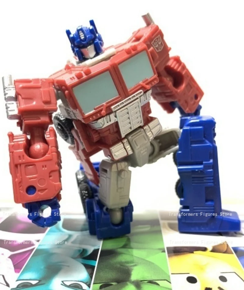 Disponibile Trasformatore Serie G WFC-K1 Optimus Prime G1 Film Cartoon Action Figure Anime Robot mobile Giocattoli da collezione popolari