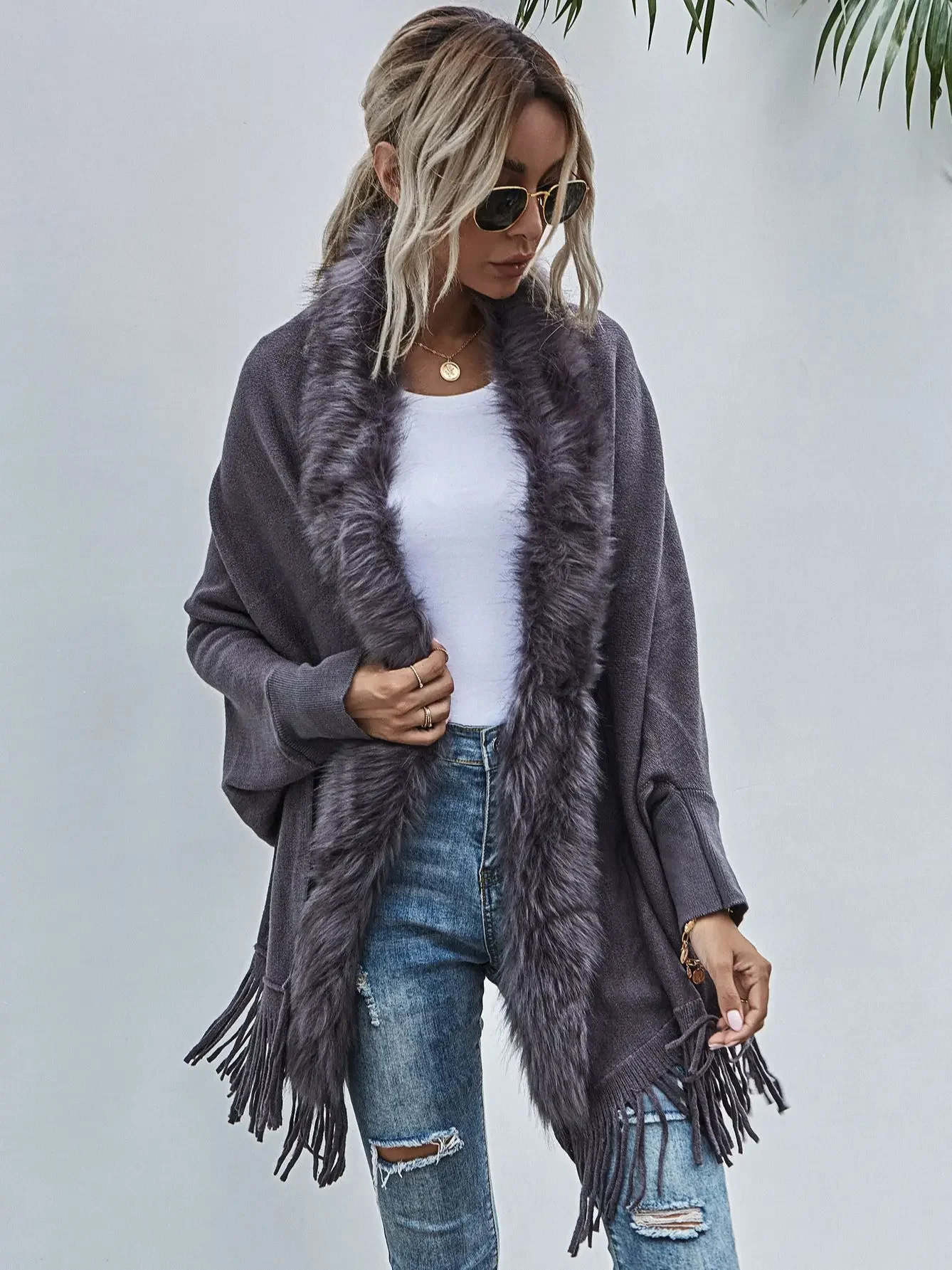 Winter Fur Collar Shawls and Wraps Cardigan Sweater Women Bohemian Fringe Batwing Sleeve Ponchos Cardigans Coat