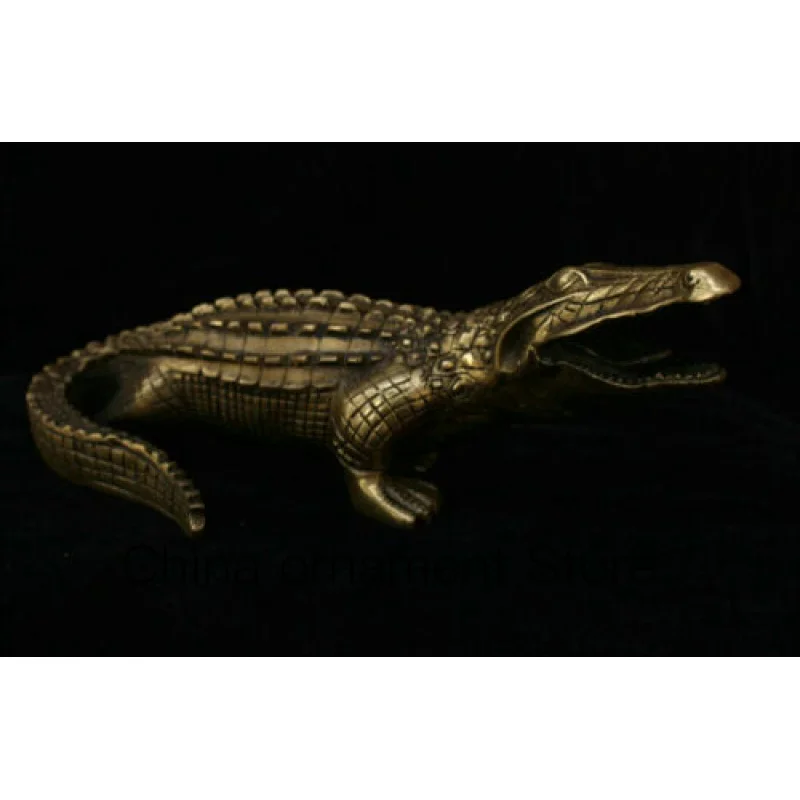 

Chinese Folk Feng Shui Bronze Brass Fierce Animal Crocodile Statue Sculpture